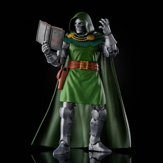 Marvel Vintage Doctor Doom Fantastic 4 Action Figure - E9627